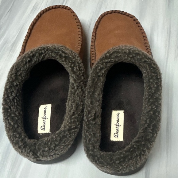 Only tried on. Mens Dearfoams slippers size 9-10. - Picture 3 of 8